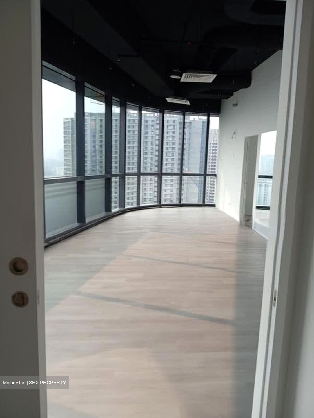 Woods Square (D25), Office #625437701